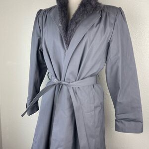 Vintage London Fog Women’s Rare Faux Fur Trench Coat Size 8